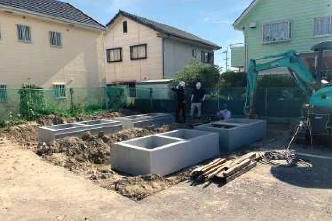 5.四つ角にプレキャスト基礎を配置するまで半日